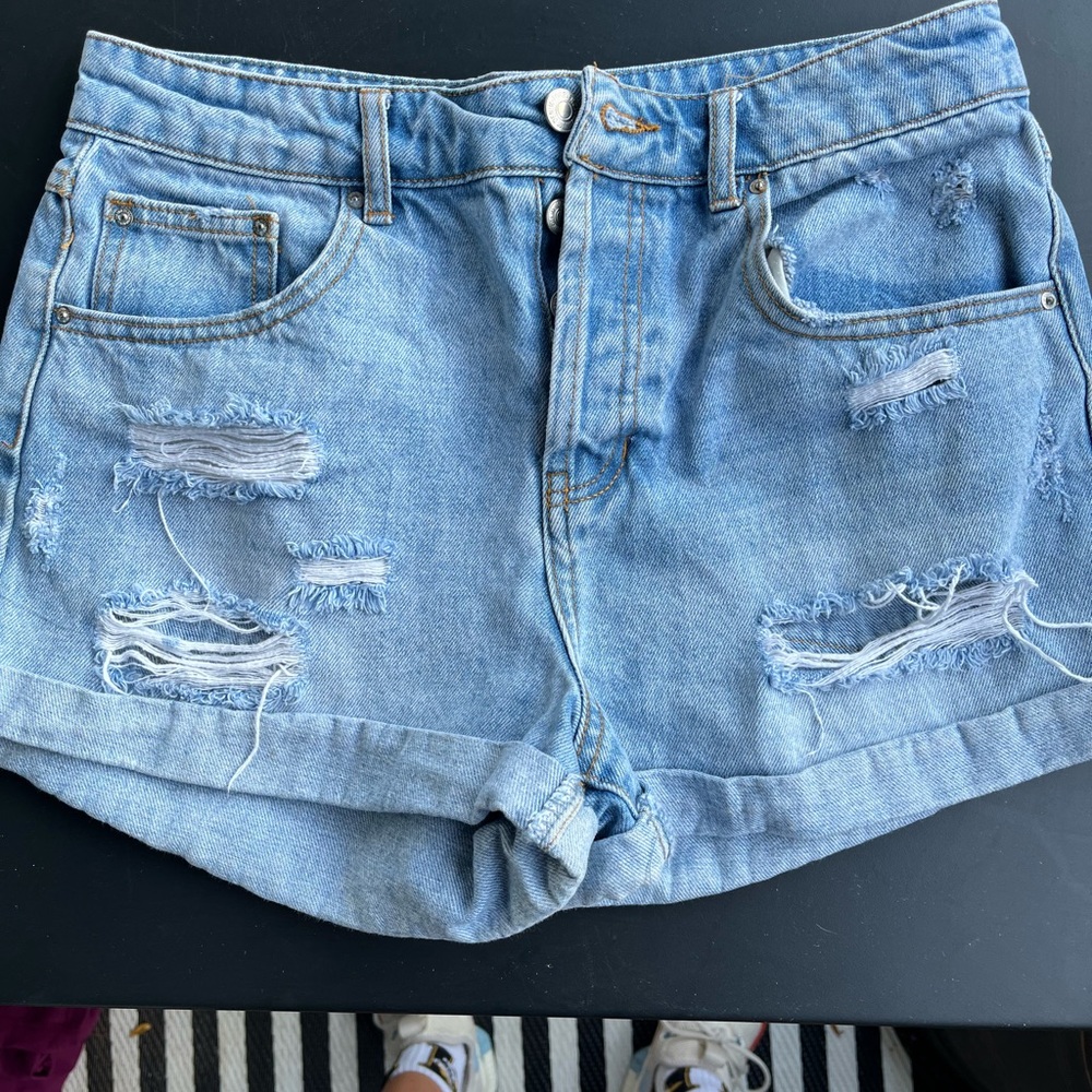 jean shorts size 27